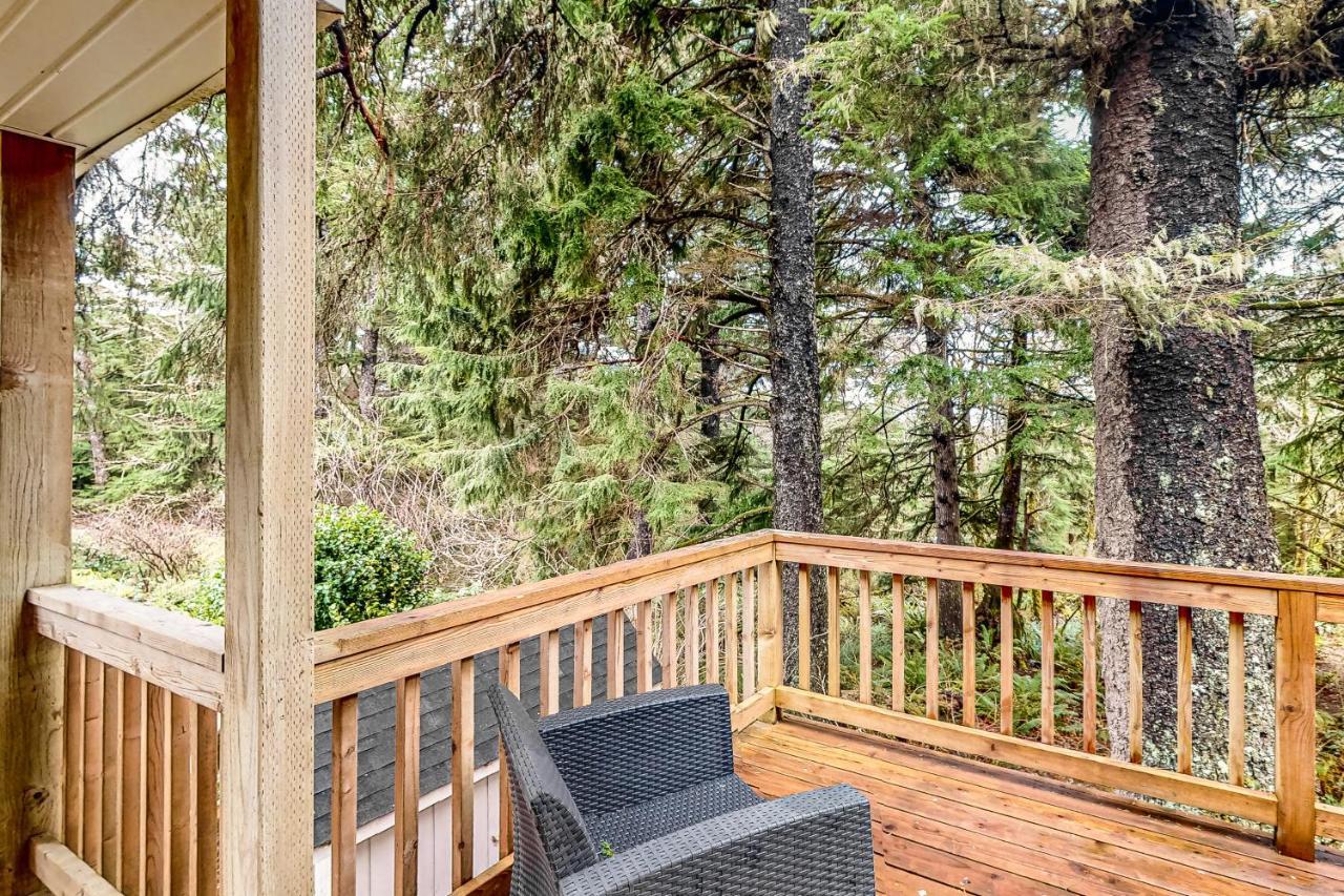 Treehouse By The Sea Villa Cape Meares Exteriör bild